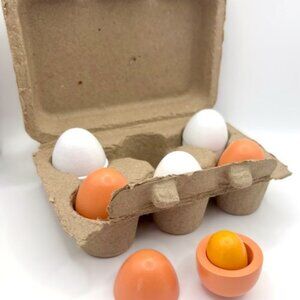 Carton of 6 Wooden "Cracking" Eggs Breakfast Toy Pretend Role Play Set New
